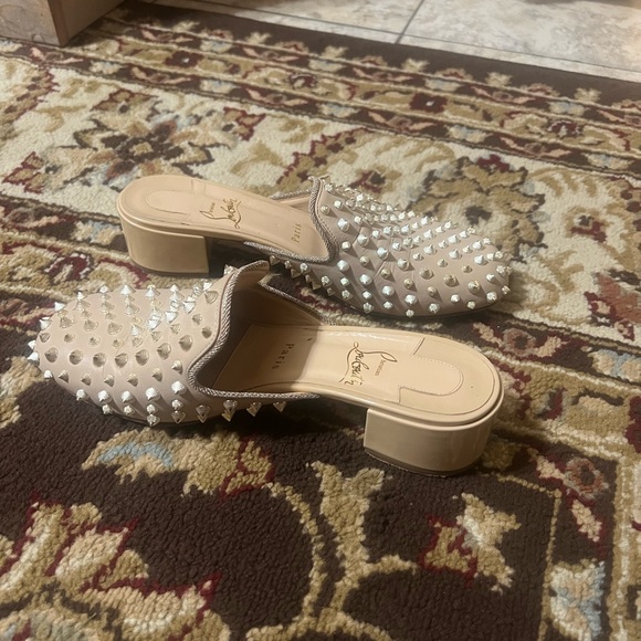 Christian Louboutin MULACONKA Studded Spike Slide
Mule Sandals Shoes - Picture 2 of 5